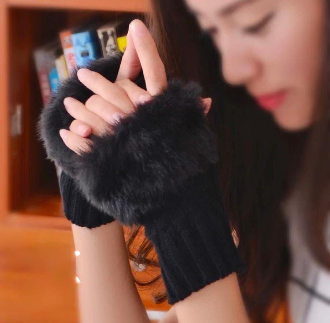 Girls Wool Half Finger Winter Gloves – Soft, Warm & Stylish Knitted Hand Gloves